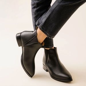 Nisolo Eva Everyday Chelsea Boot Leather